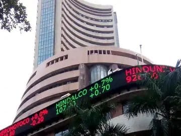 સેન્સેક્સ 780 પોઈન્ટ ઘટીને 84,181 પર બંધ